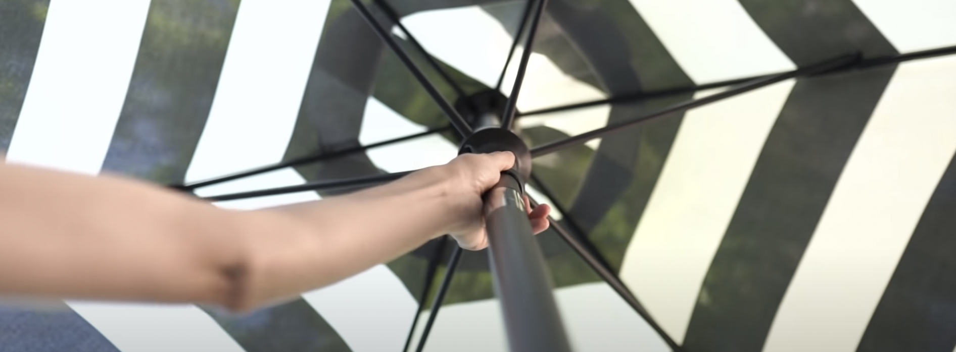 Personnalisez votre Terrasse avec des Accessoires Décoratifs